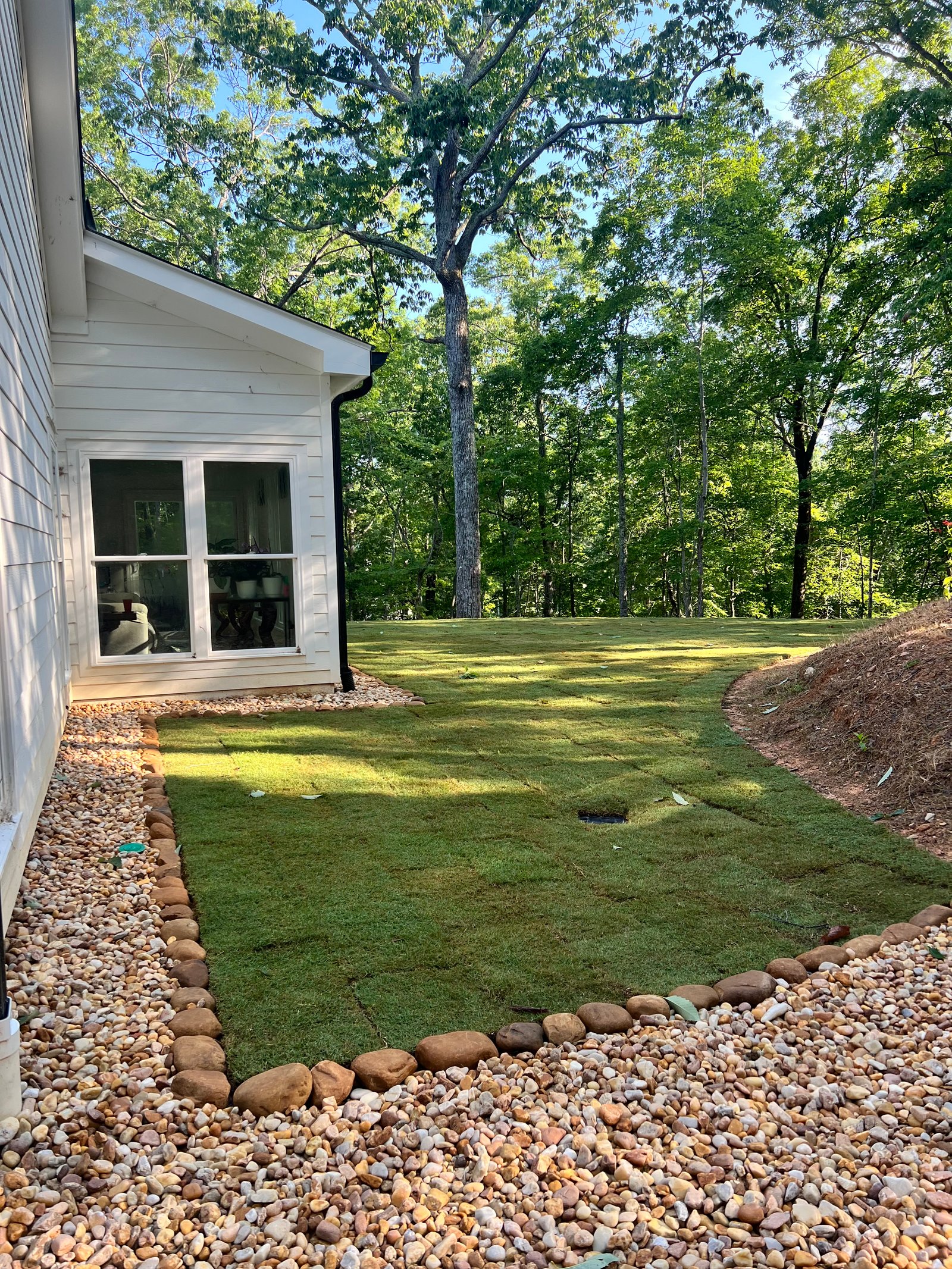 Installing straw edge border
